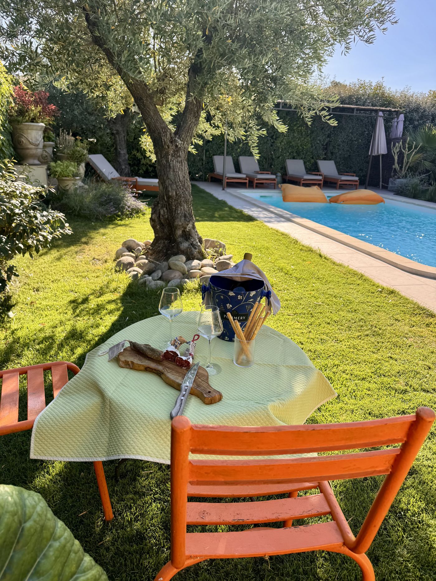 Piscine et extérieurs de la Bastide des Romarins, privatisation Bastide Exclusive